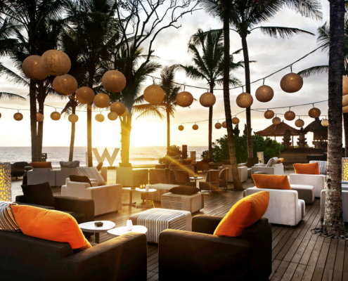 Bali Reise buchen ➤ ✓ Preis pro Nacht ab 490.- Euro pro Zimmer mit Frühstück ✓ Resort befindet sich am Strand von Seminya